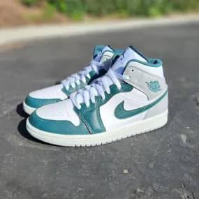 Air Jordan 1 Mid 'OXIDIZED GREEN'