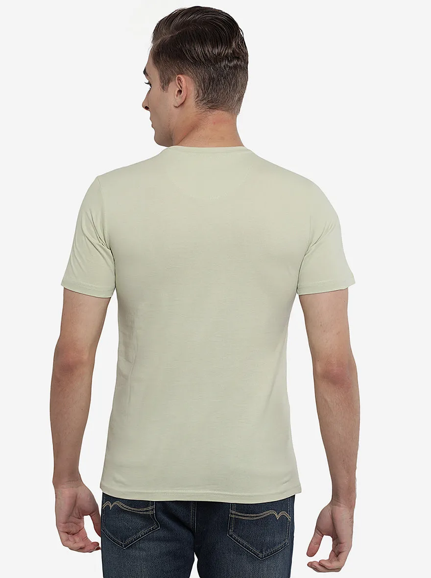 Aloe Wash Green Solid Slim Fit T-Shirt | JadeBlue