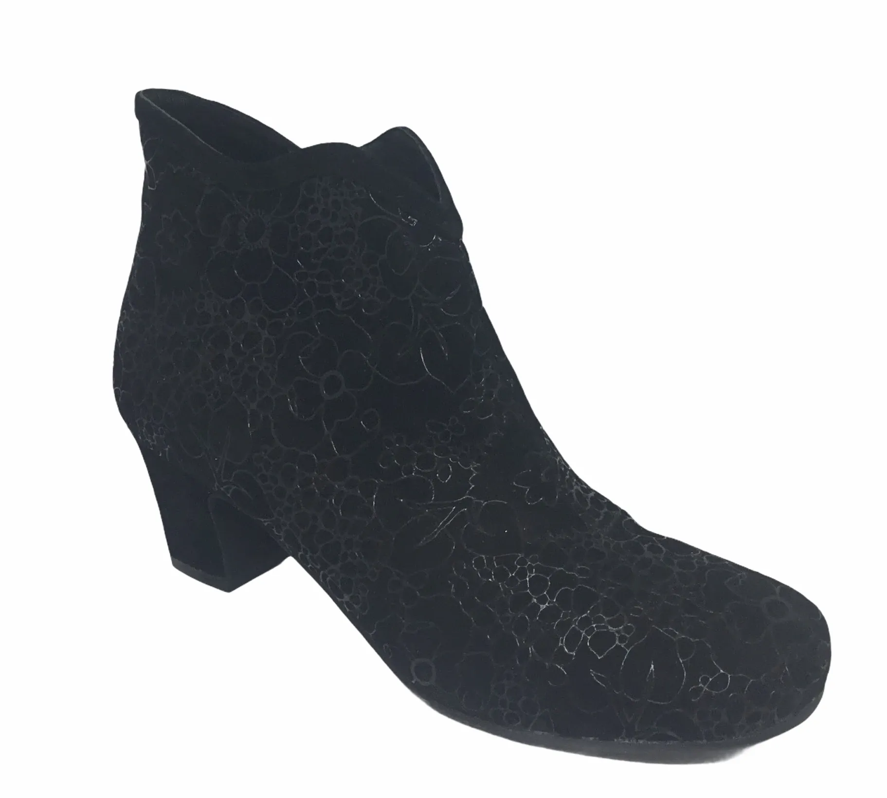 Django & Juliette Itsy Suede Black Boot