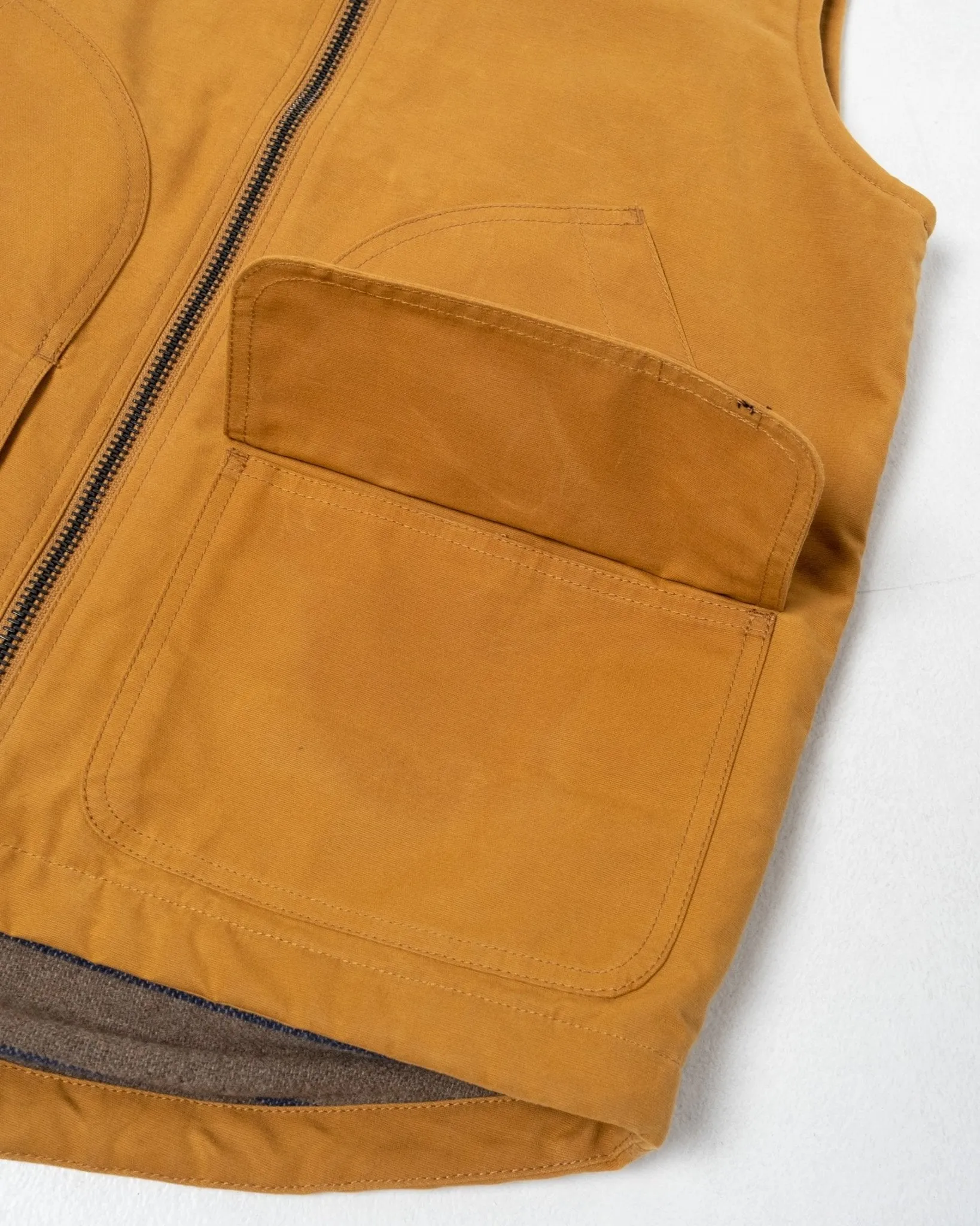 Douglas Duck Vest Ochre