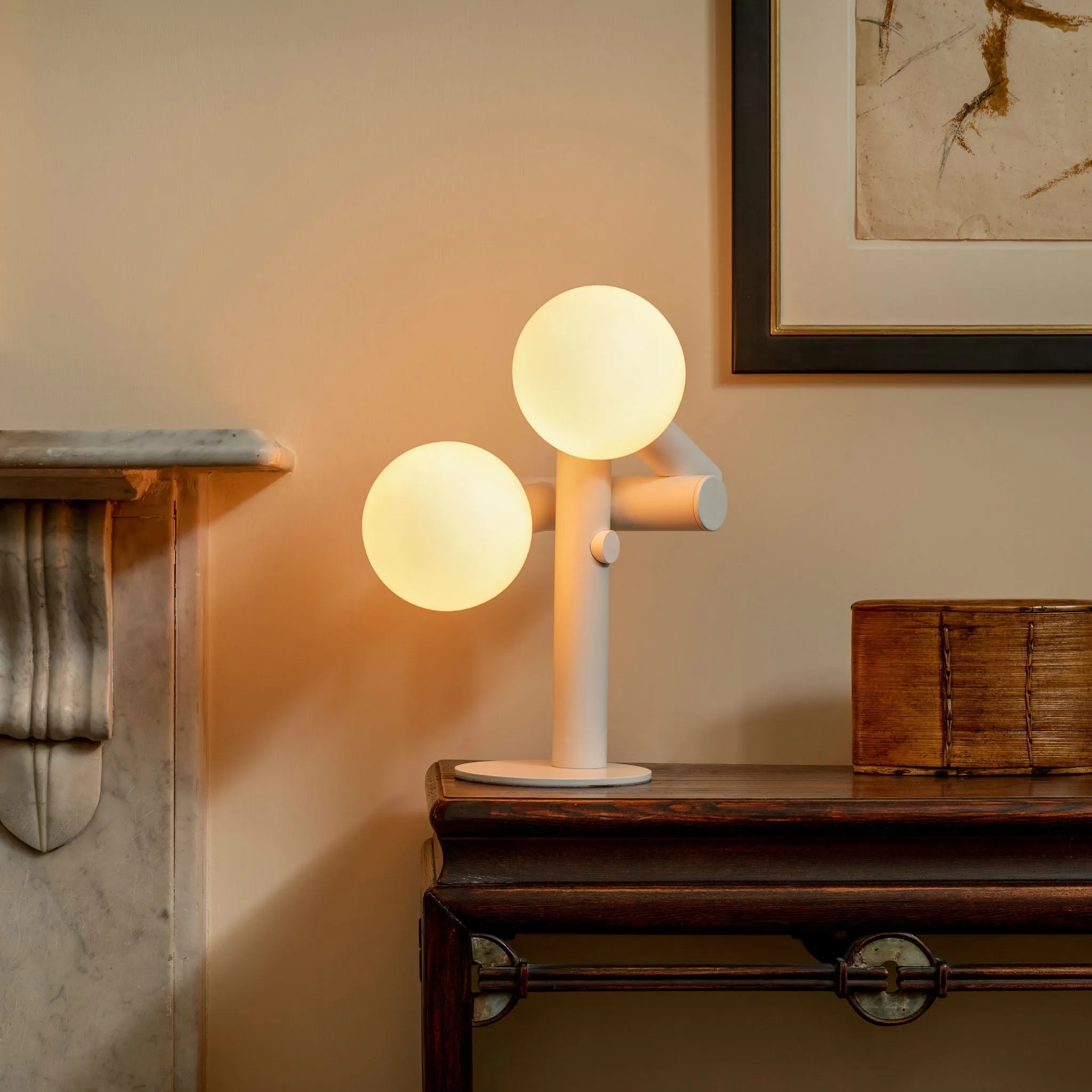 Echo Table Lamp