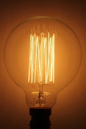 Edison B22 Squirrel Cage Filament G95 25W 2200K Bulb