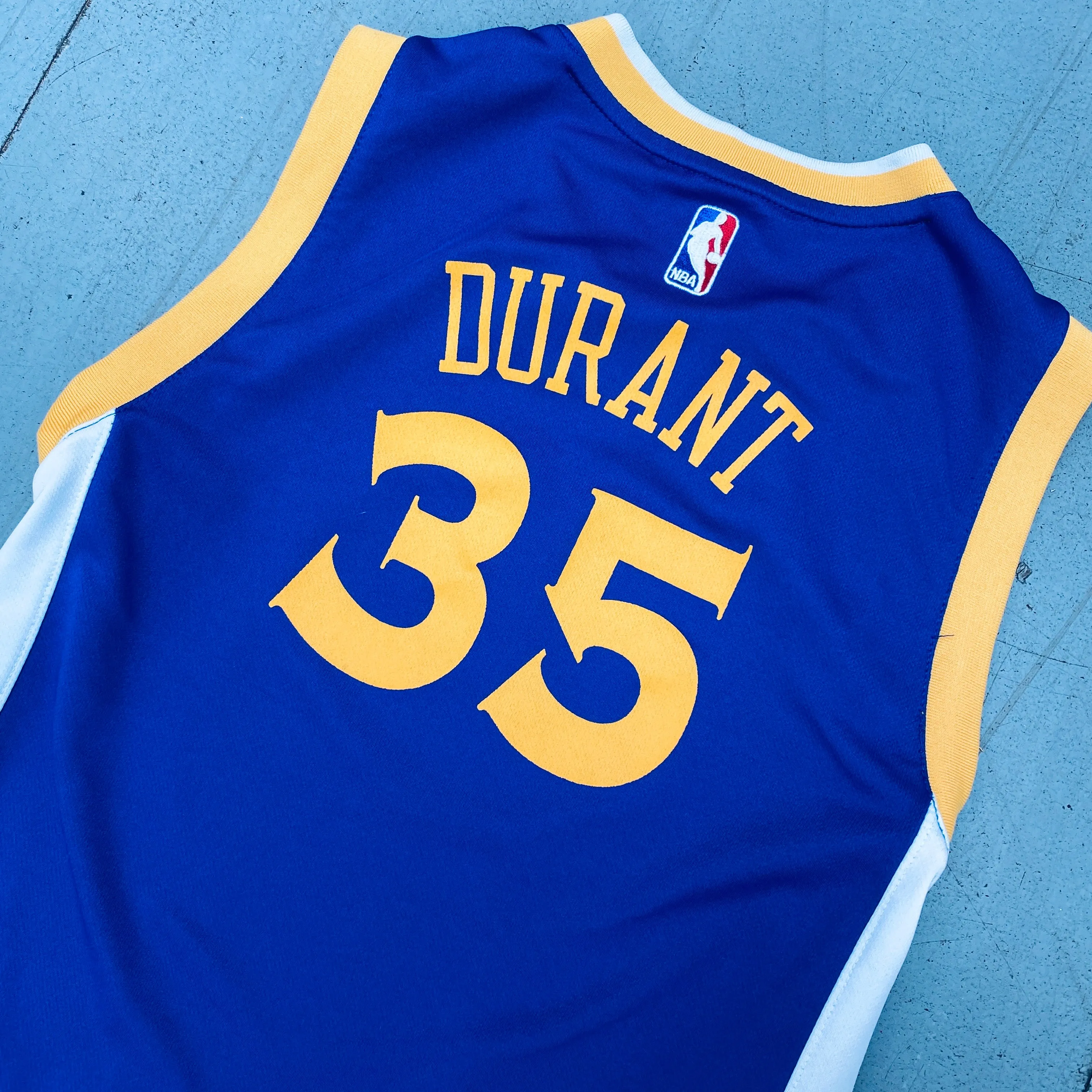 Golden State Warriors: Kevin Durant 2016/17 Blue Adidas Jersey (XS/S)