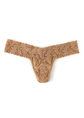 Hanky Panky Signature Lace Low Rise Thong in Sun Tan