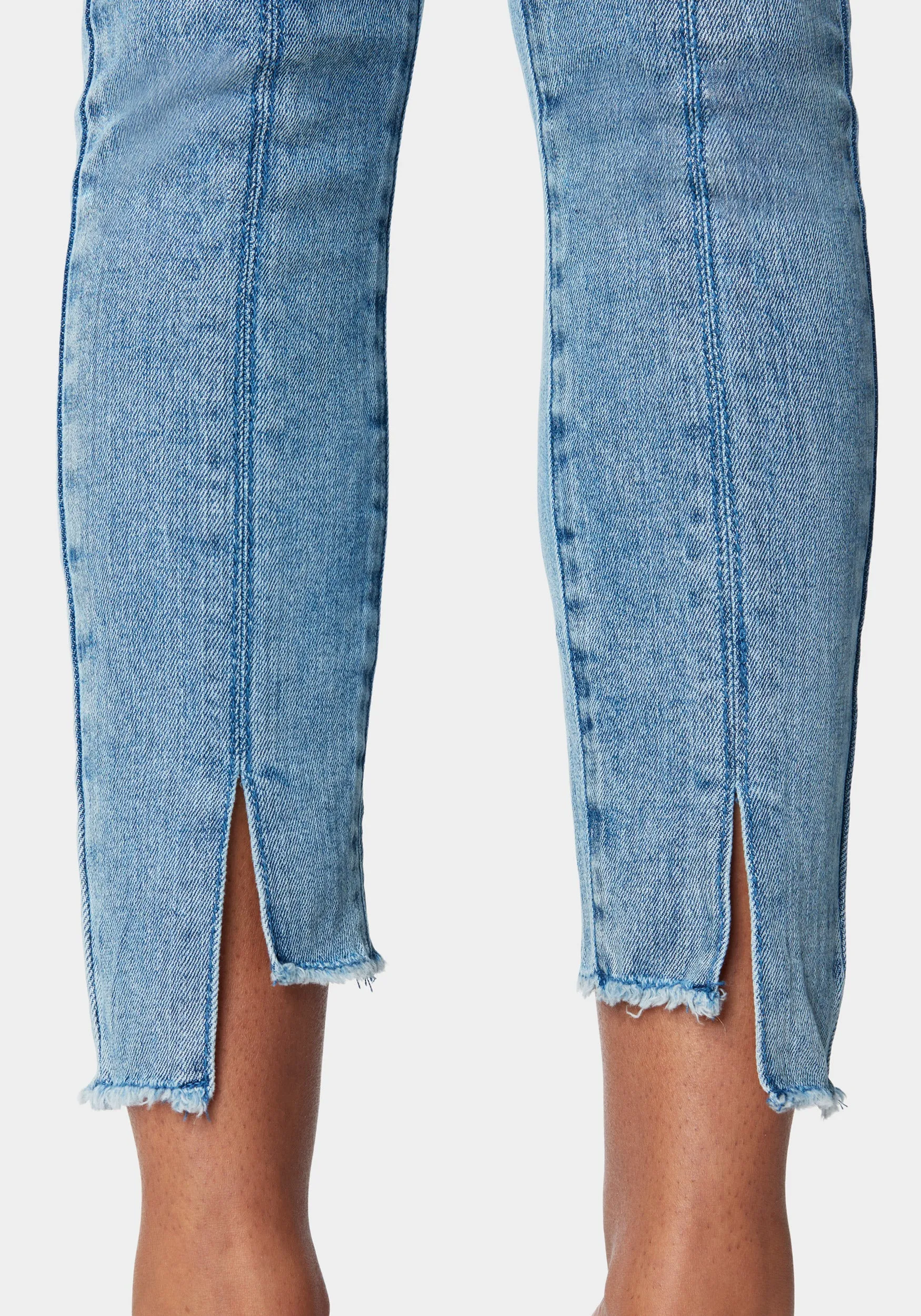 High Waist Skinny Leg Hi Lo Hem Jean