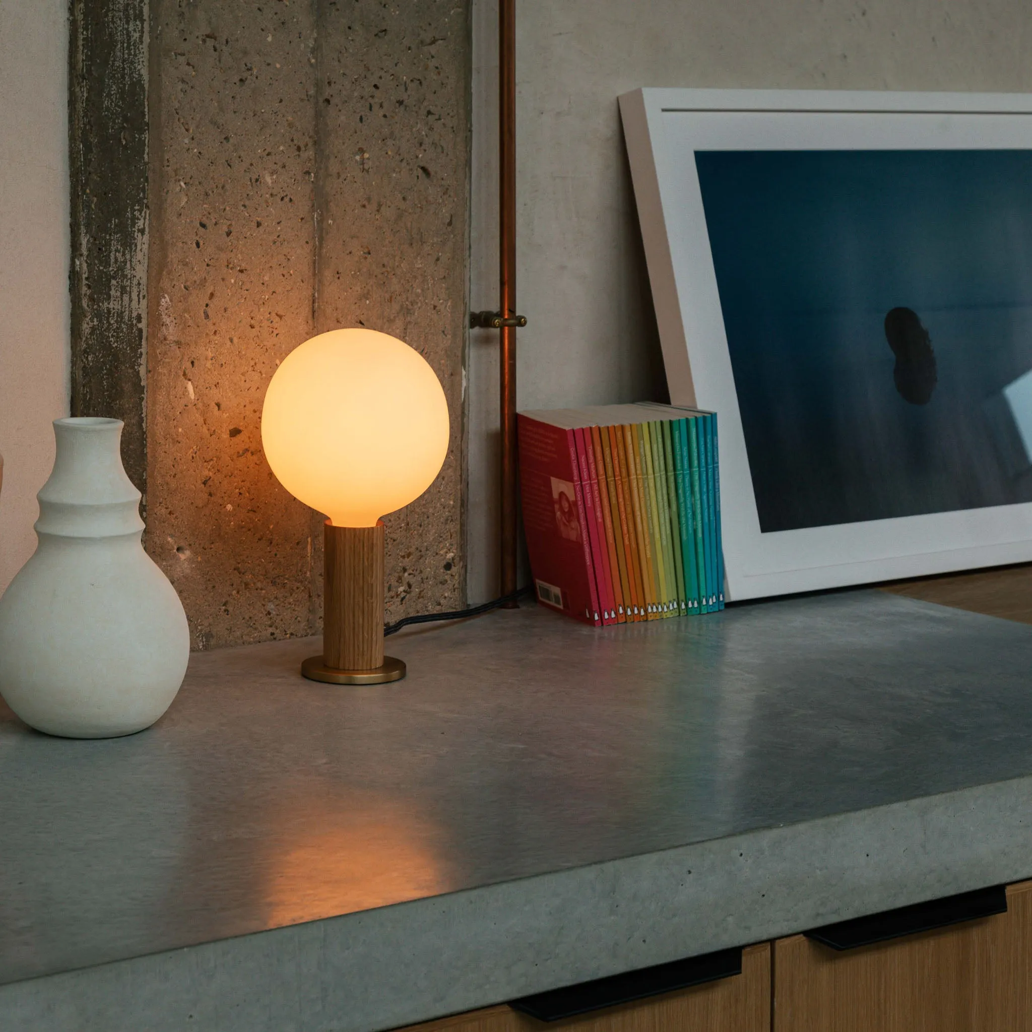 Knuckle Table Lamp in Oak   Sphere IV