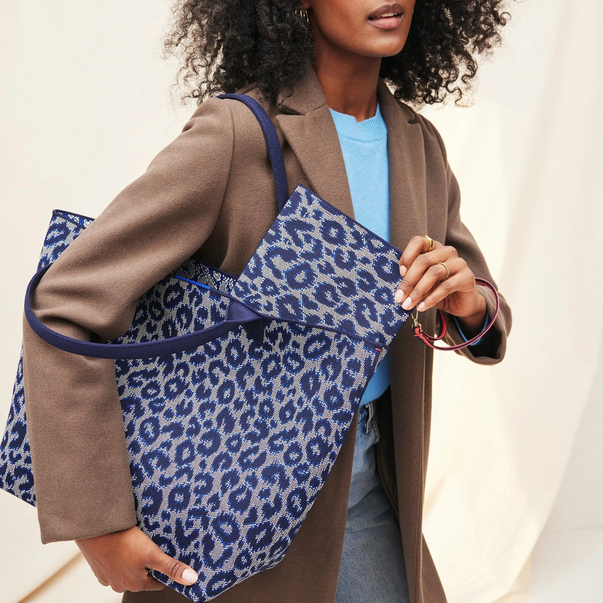 The Lightweight Tote - Indigo Cat