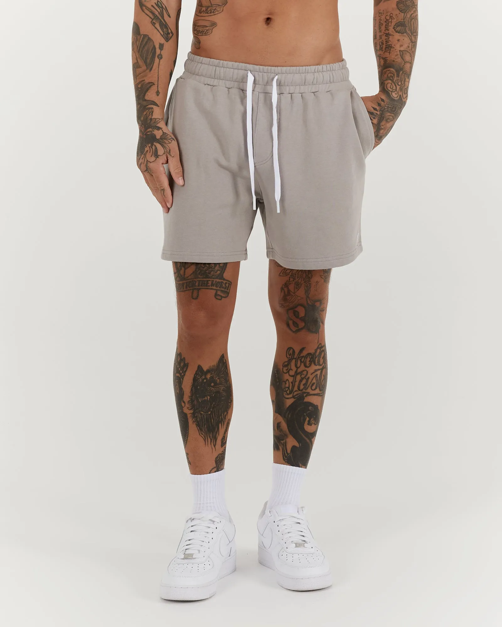 UNWIND SHORTS 5" - RHINO