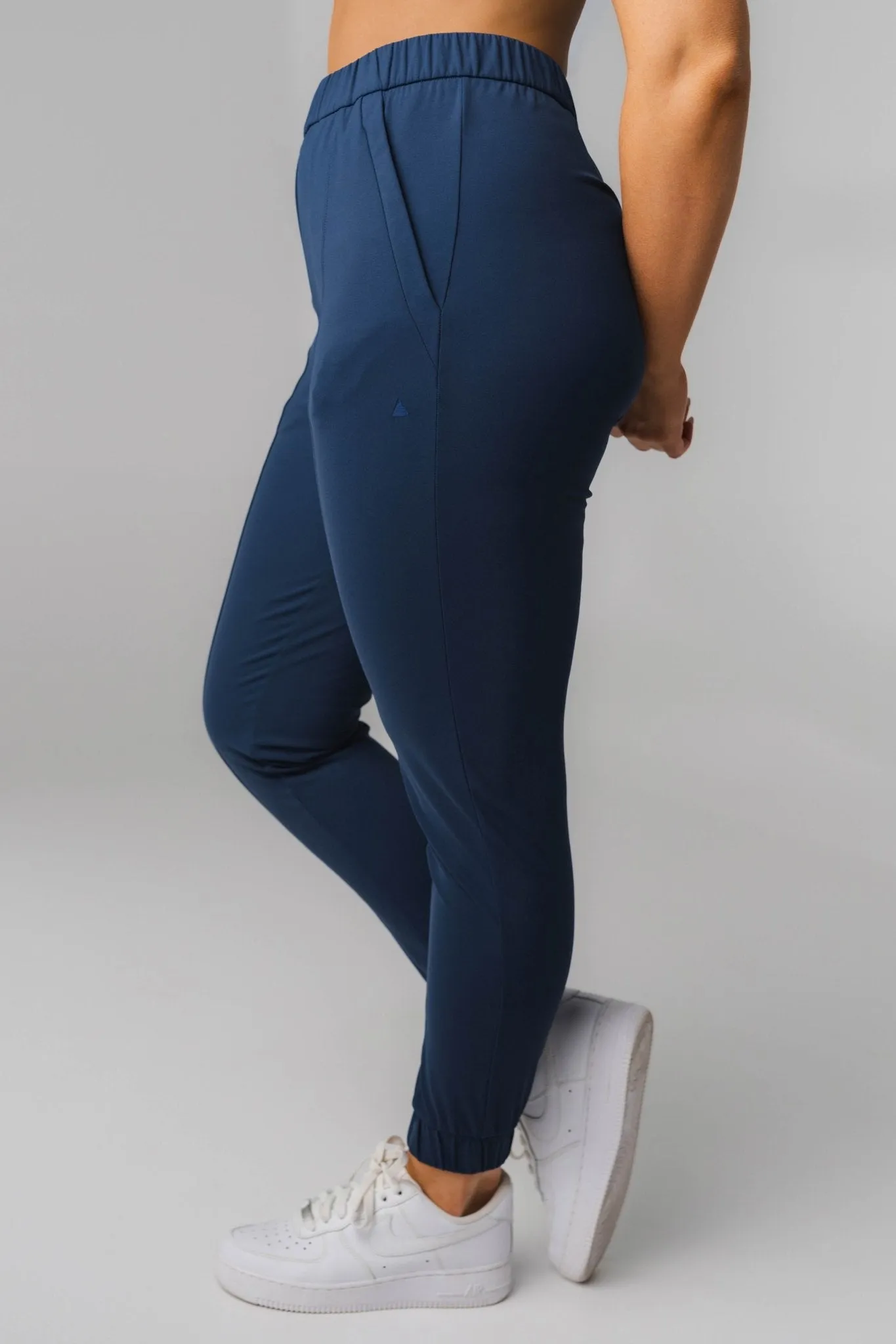 Vitality Nomad Jogger - Navy